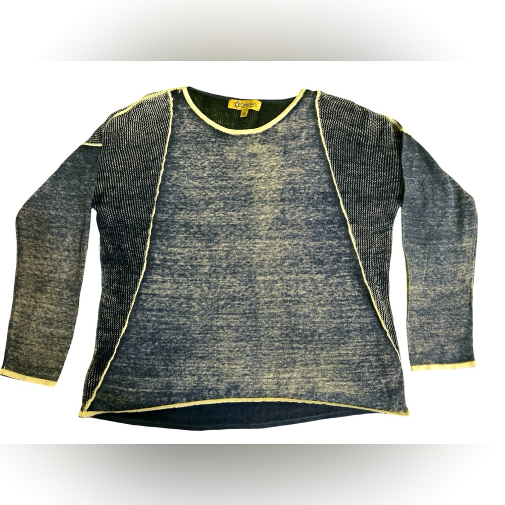 Democracy Acid Wash Lightweight Sweater Size L